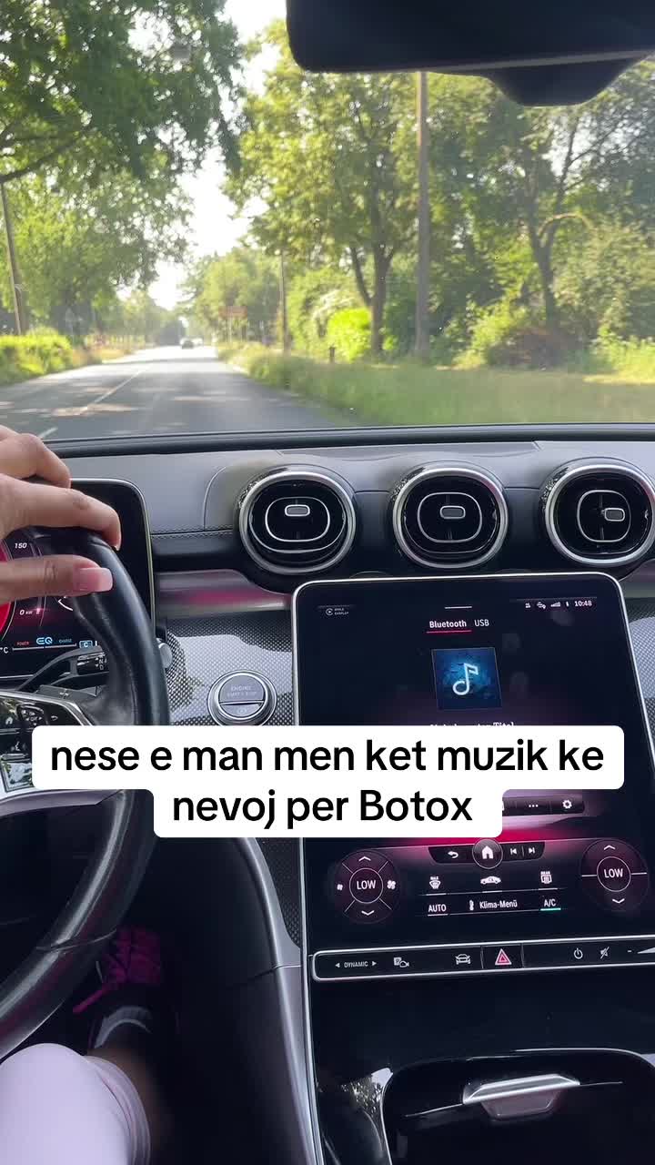 @Riri