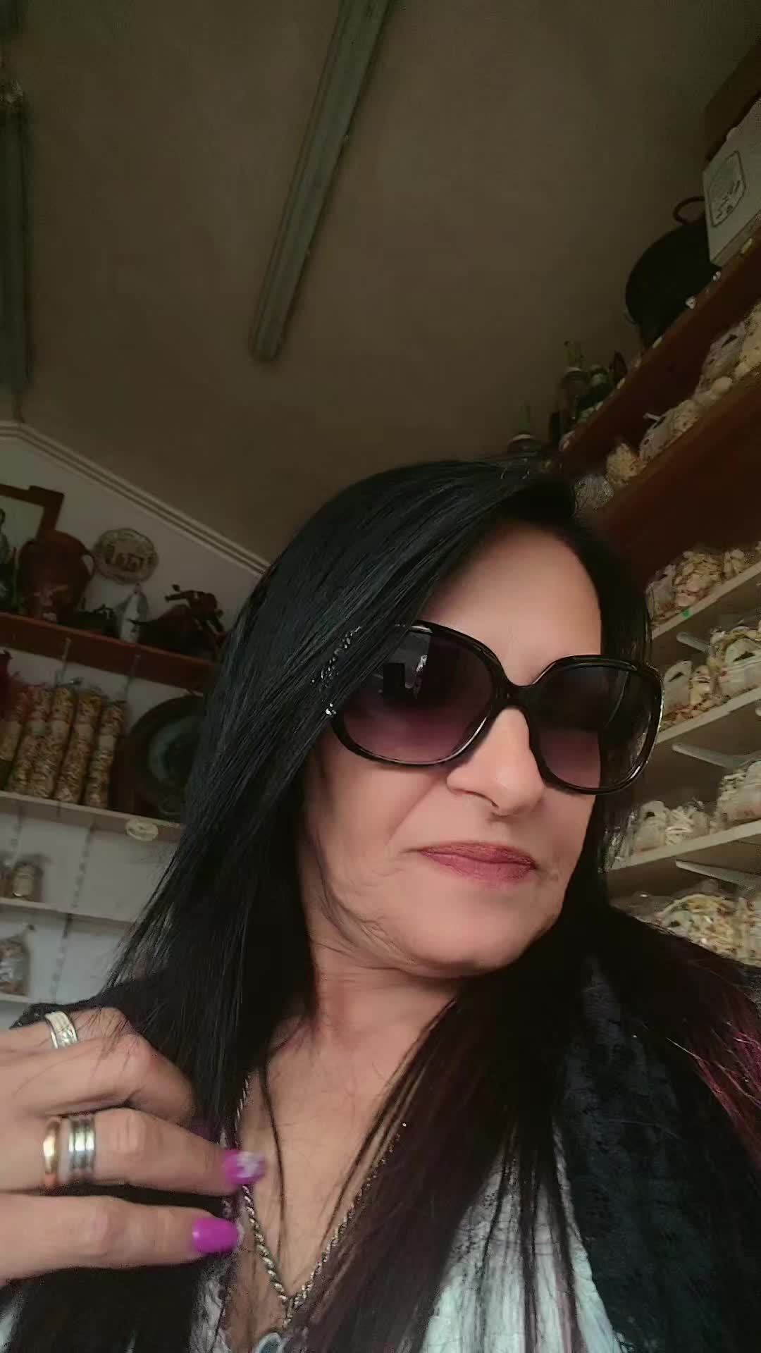 @Rosita