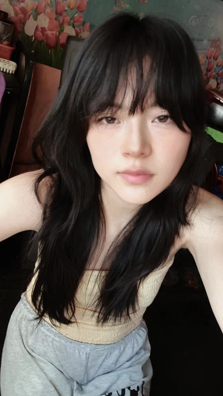 @Naydú🖤🌱
