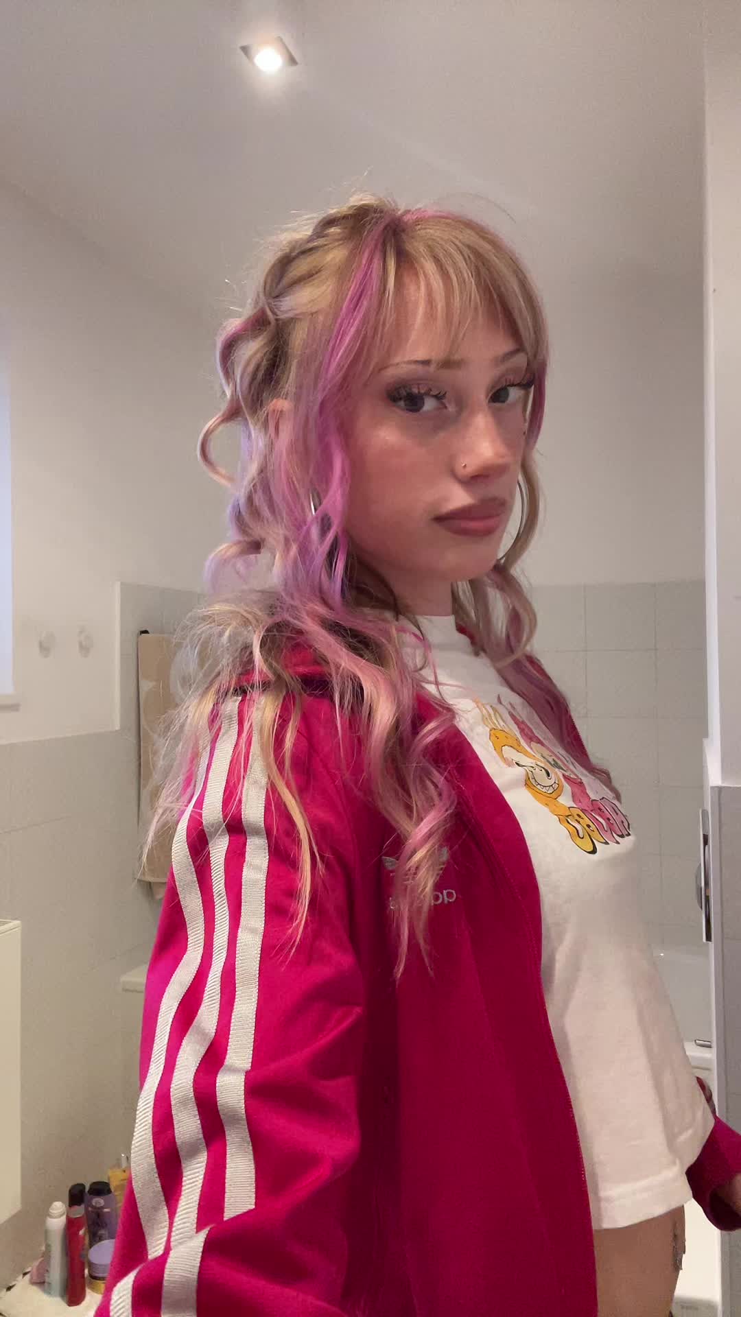 @👸🏼