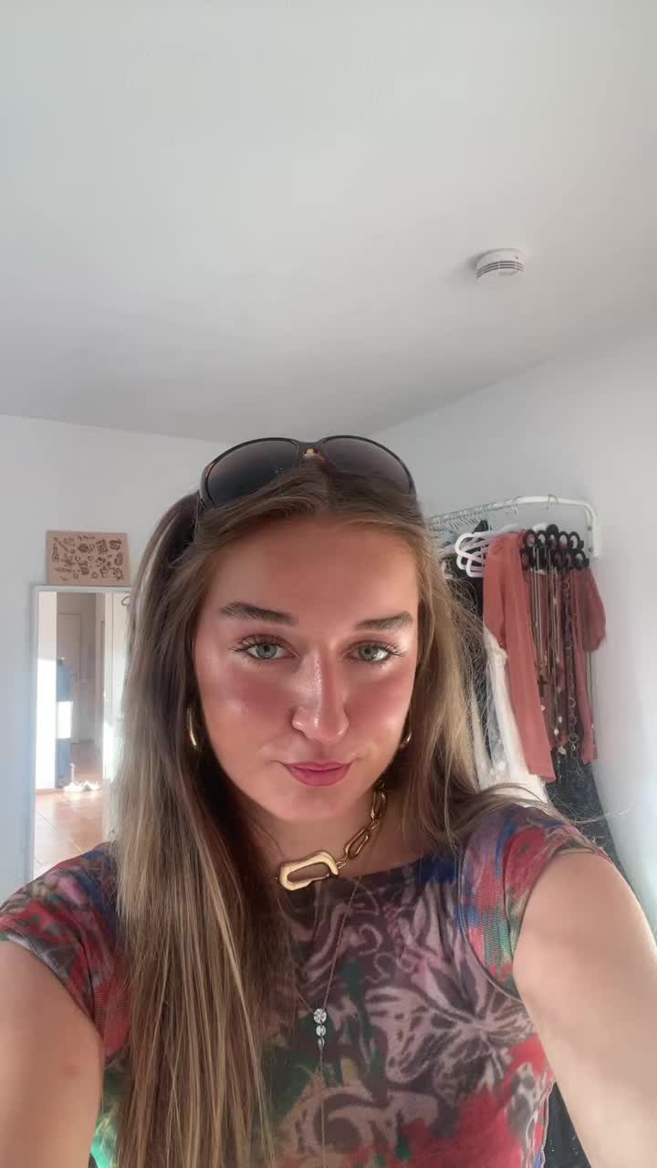 @lucymoee