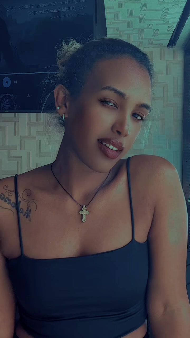 @MeLoNa🦋