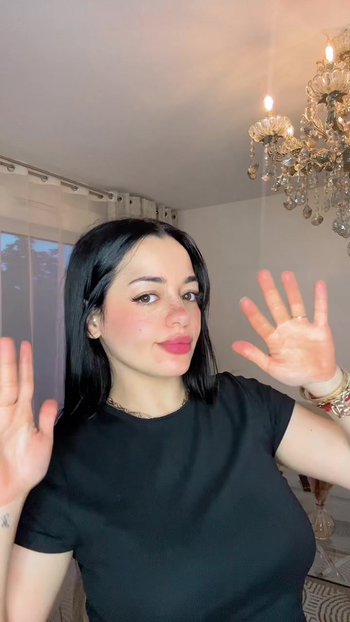 @Nina