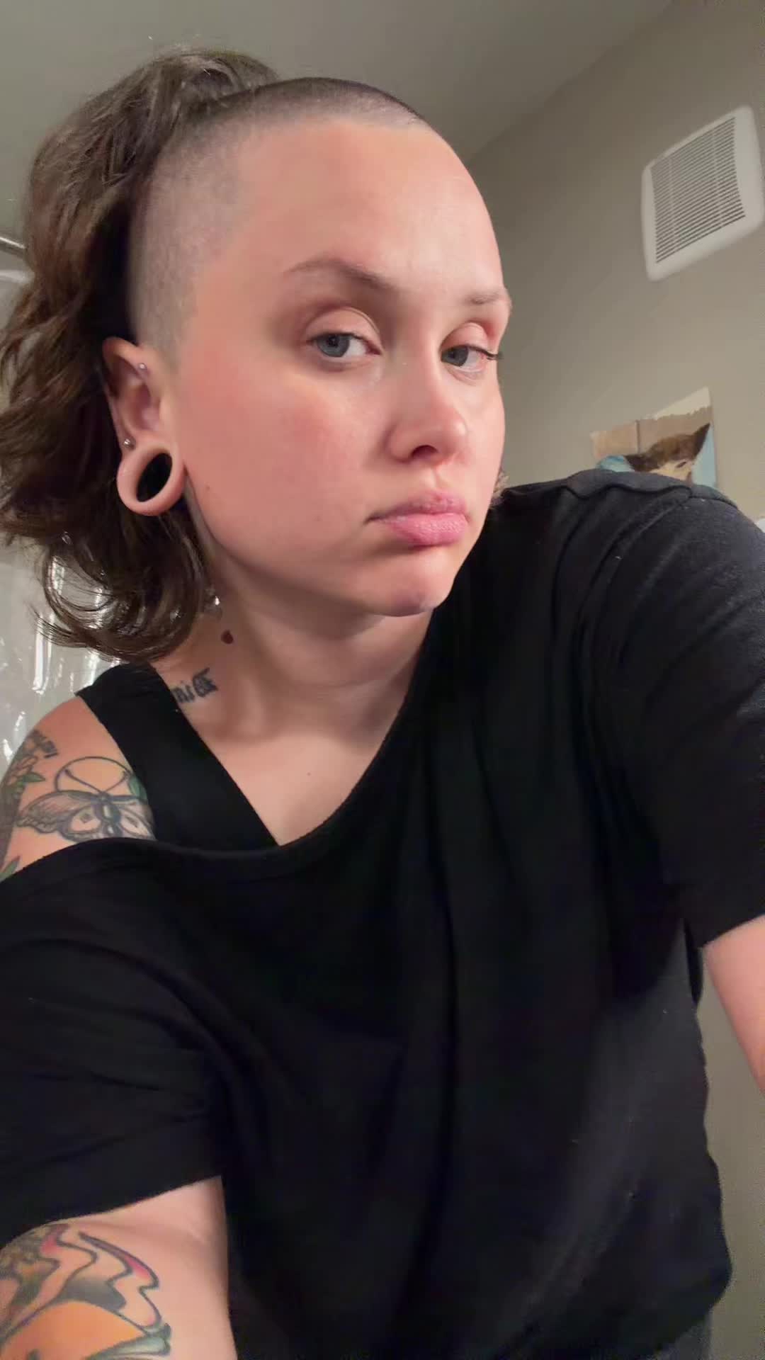 @skulletmommy