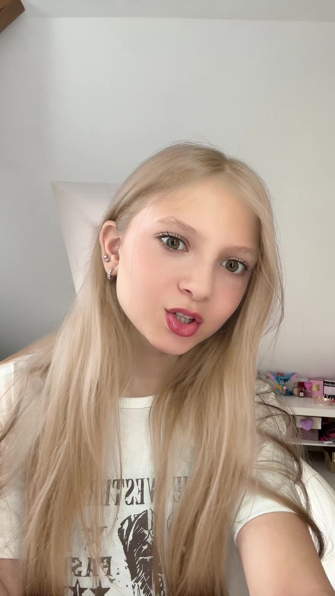 @🐰Это Вика🌸