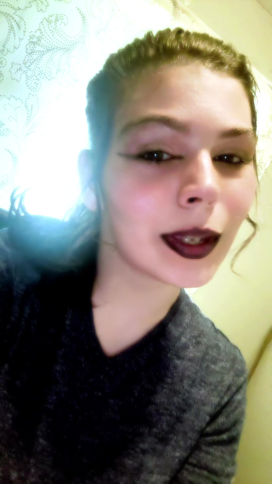 @Zezi the emo clown 🖤🤡😝