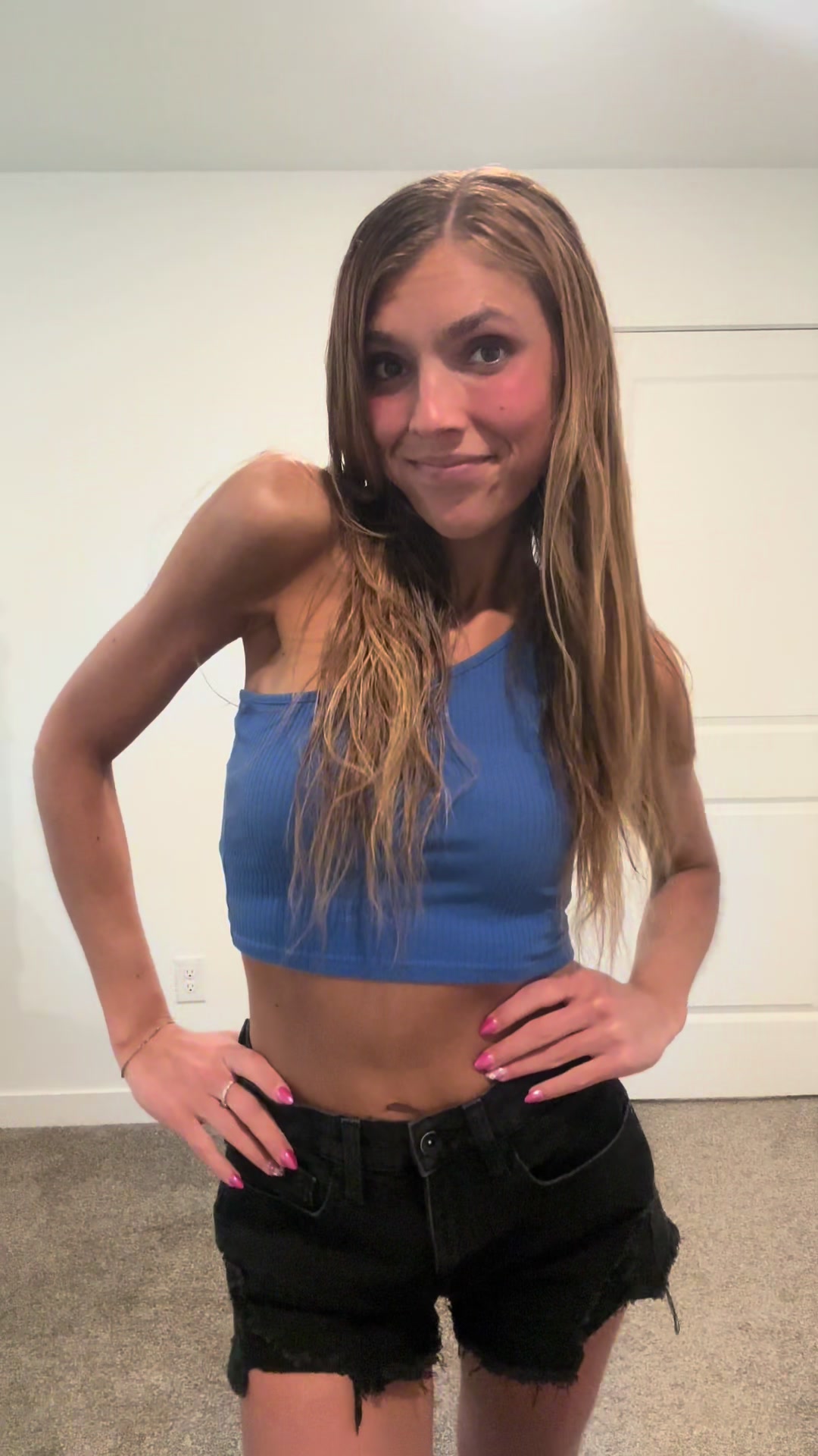 @Nikki