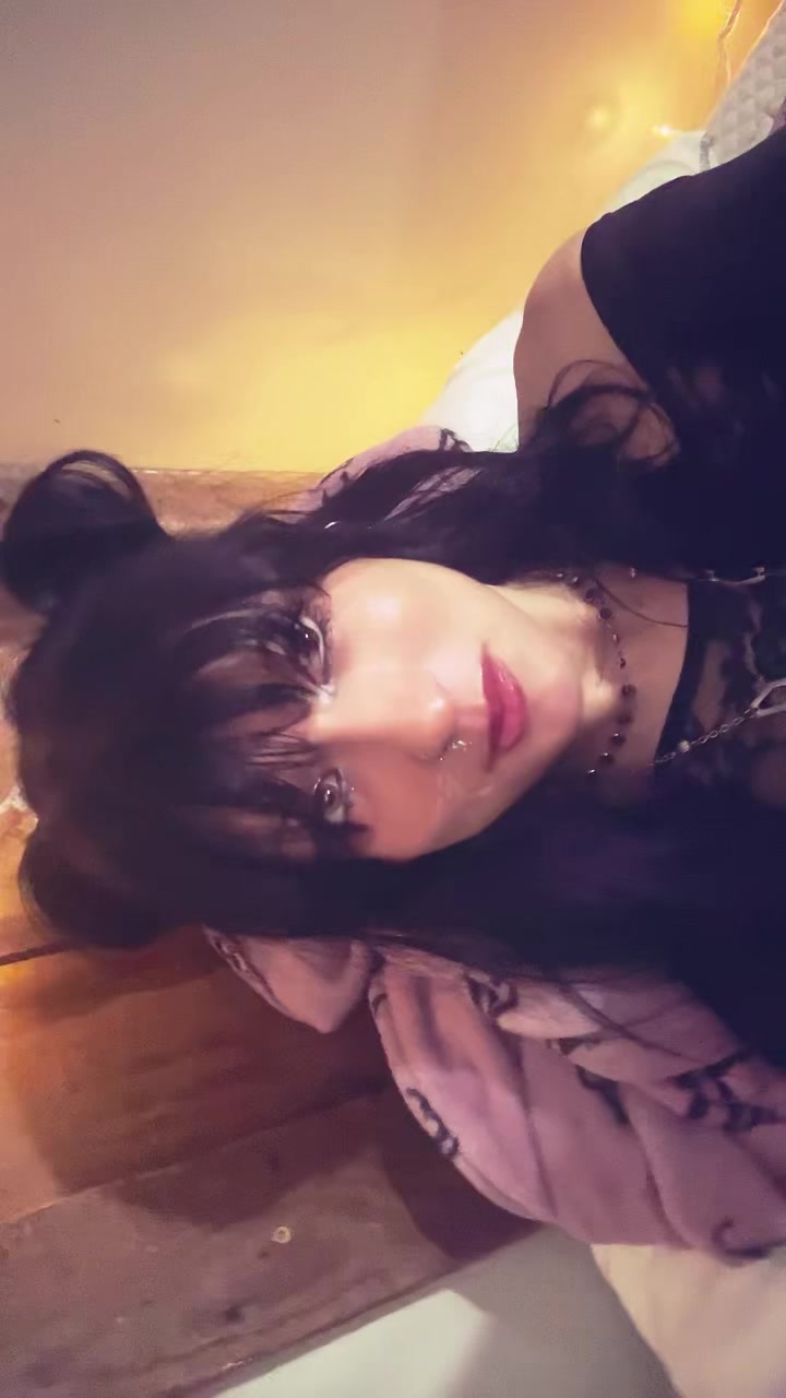 @…