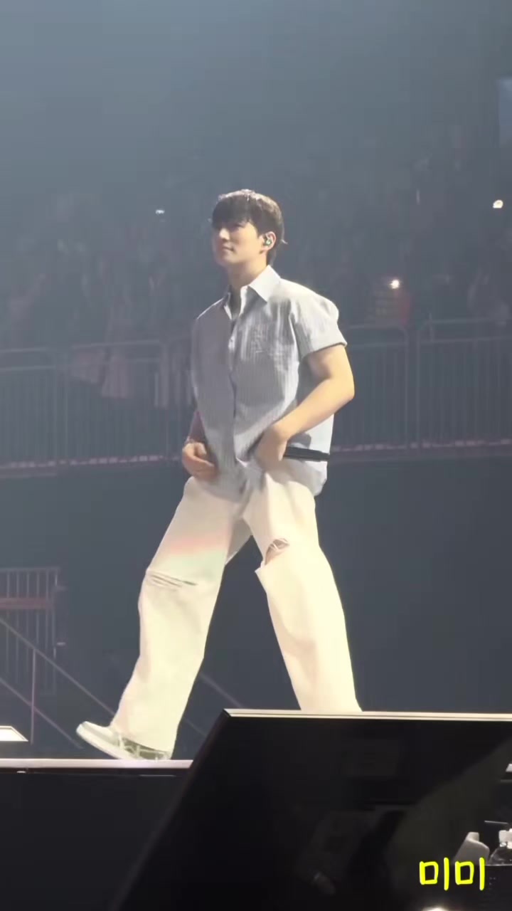 @Junho_onLeeyz