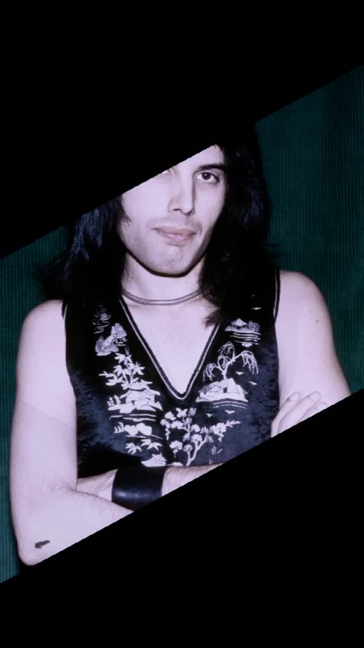@DecadesOfRock ❌