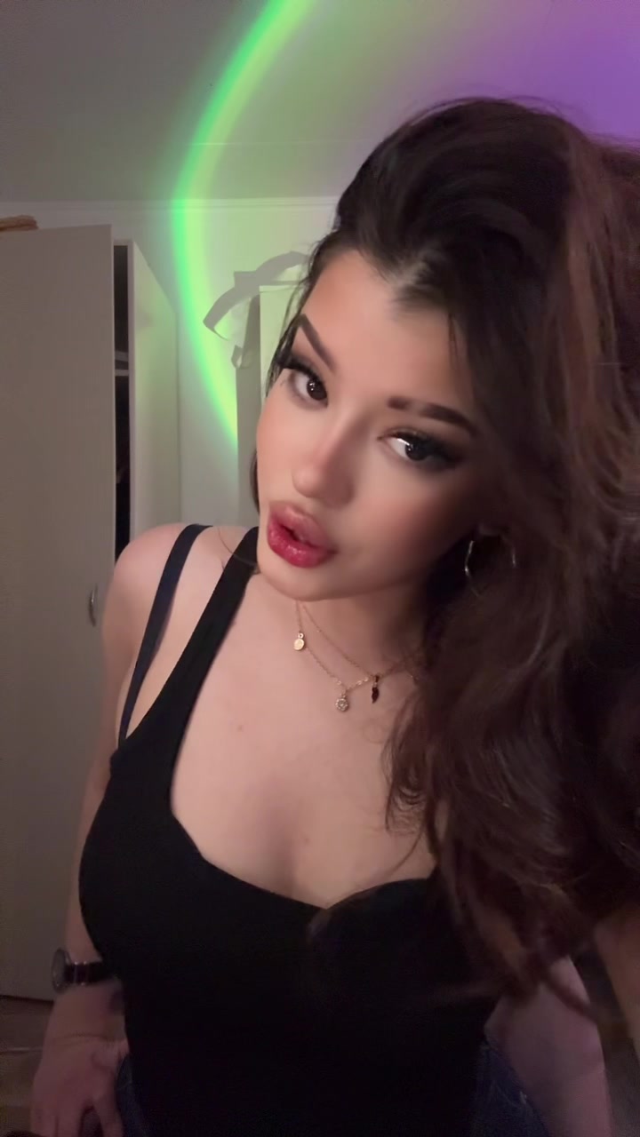 @kimiathefoxy2