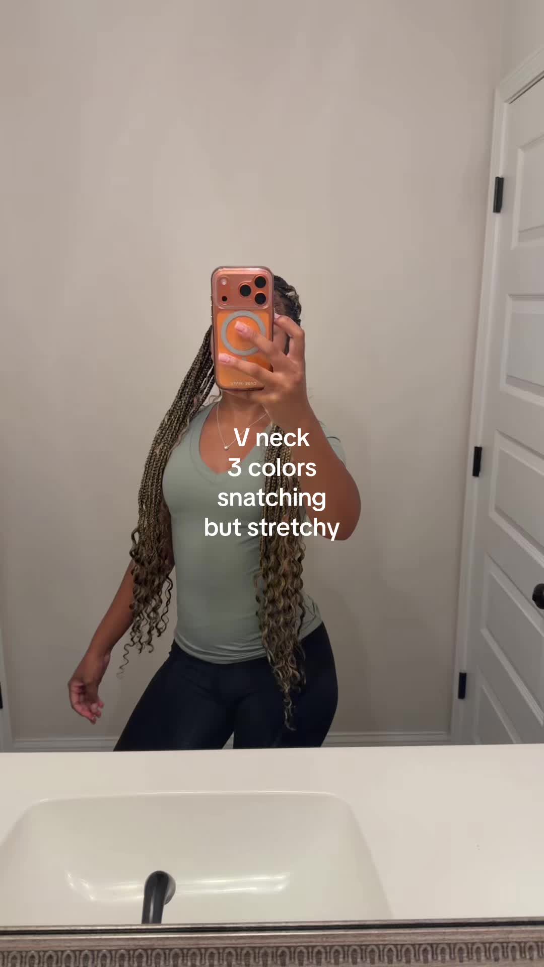 @niya.lisee