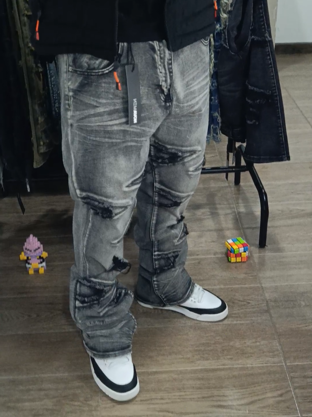 @Jeans_Streetwear