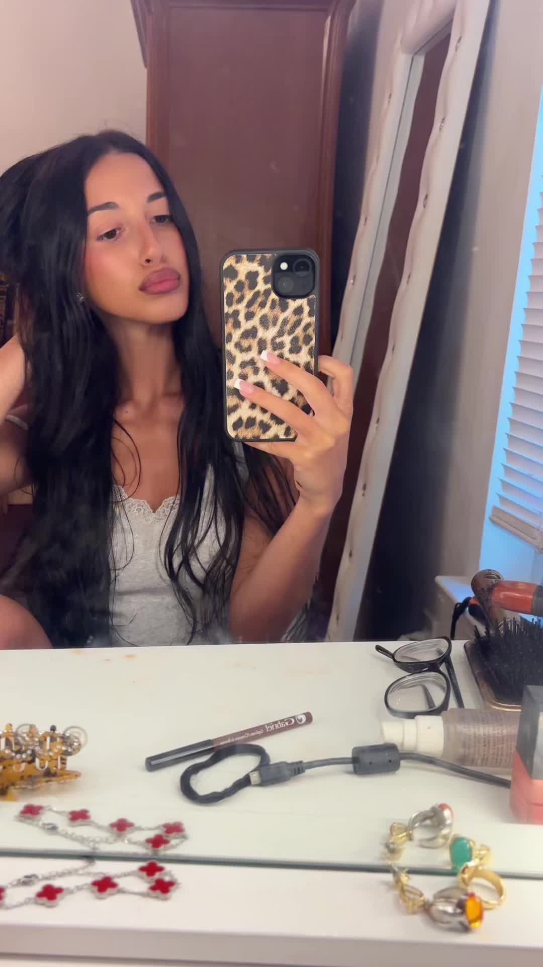@Bel
