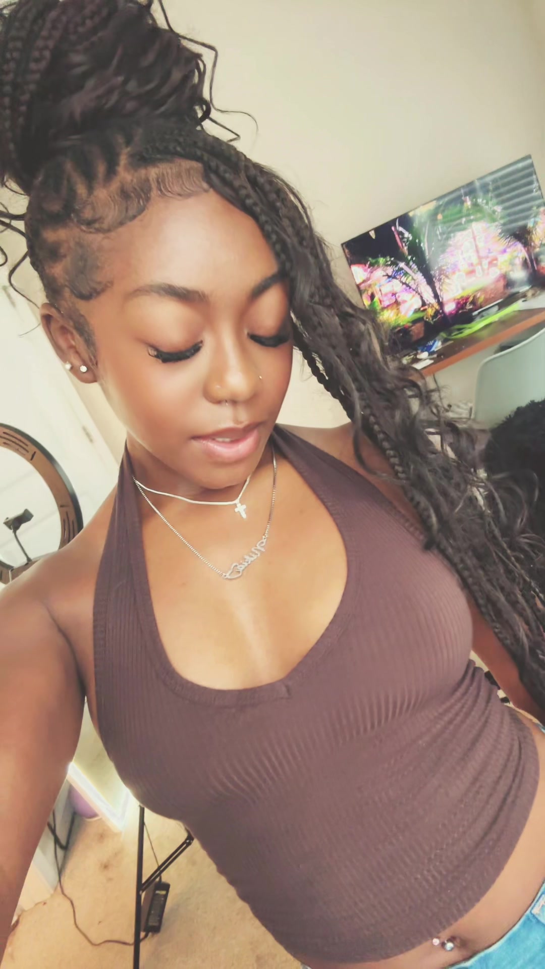 @nikiatkll 👈🏾