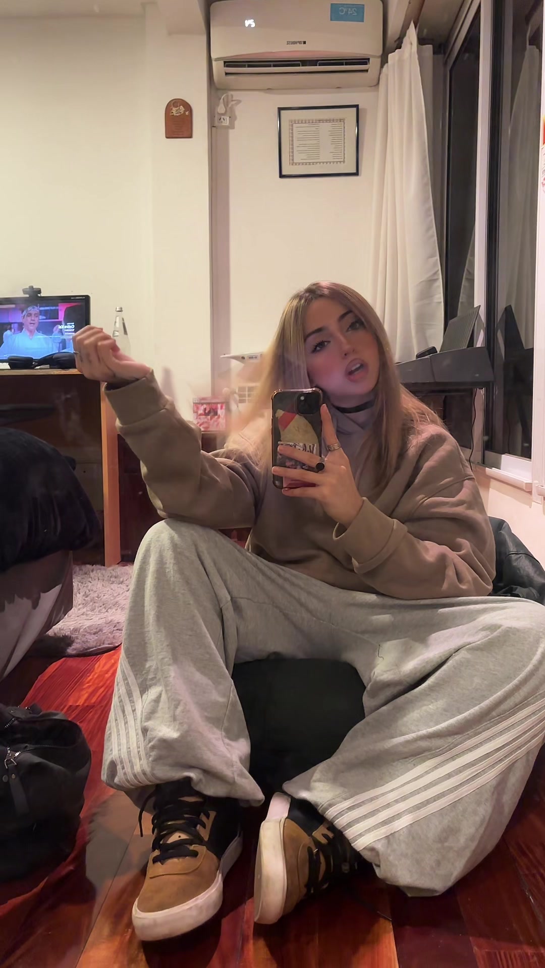 @viuxyta
