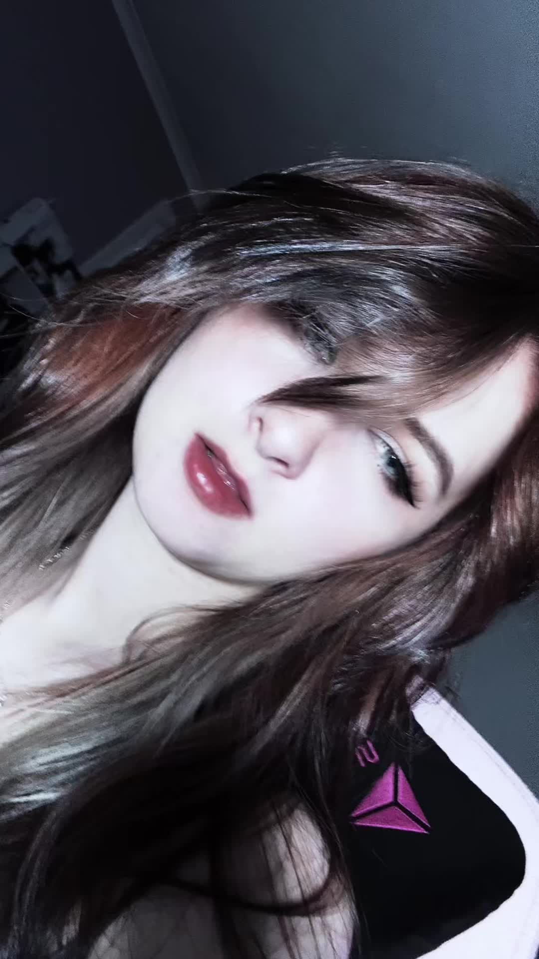 @Lily/liwynx