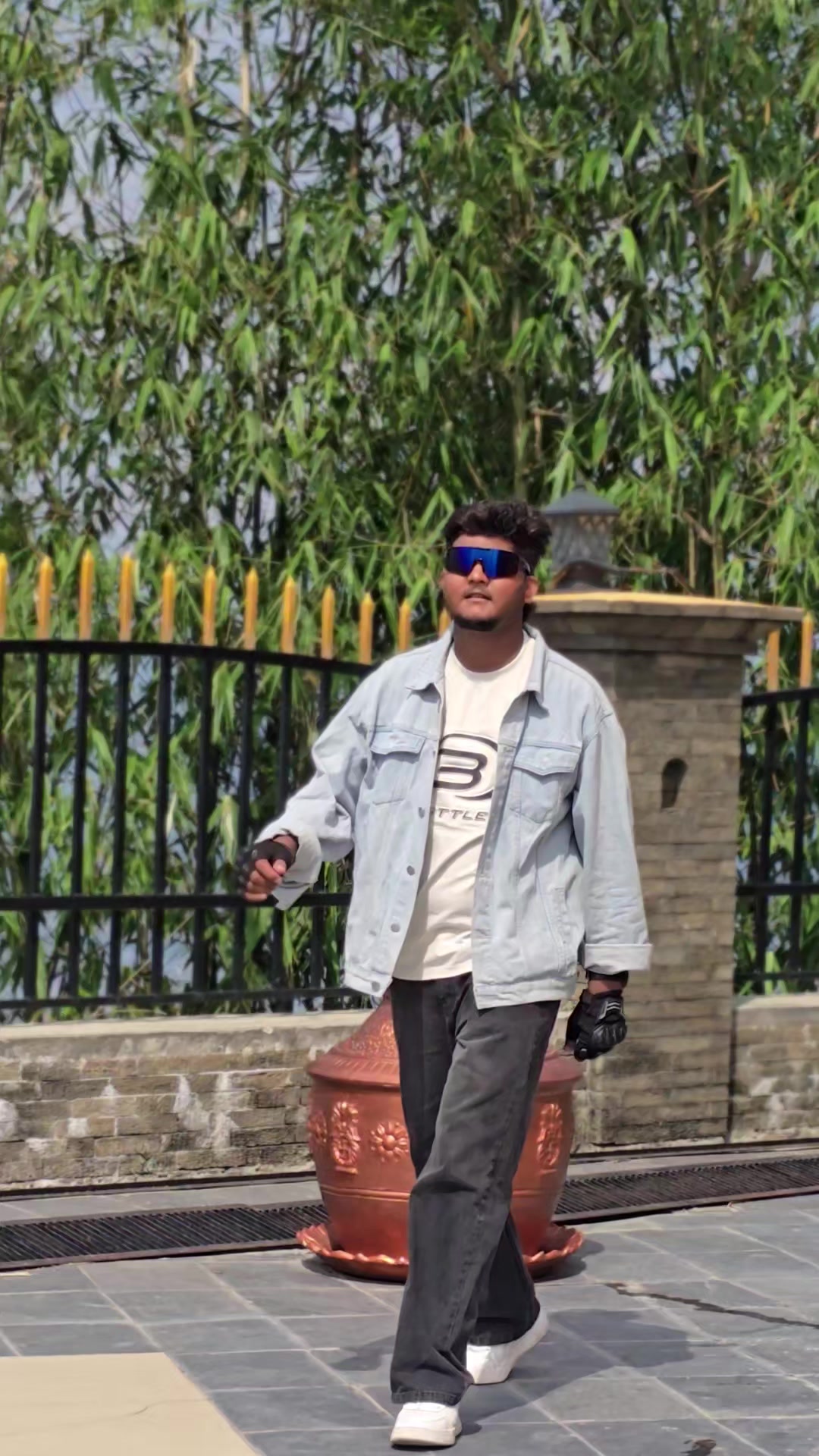 @阳让🇳🇵