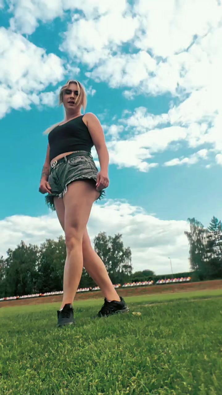 @Blondixx00🦋🔥