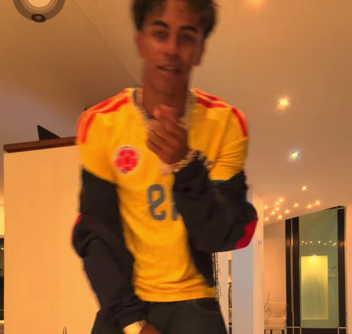 @️j3x
