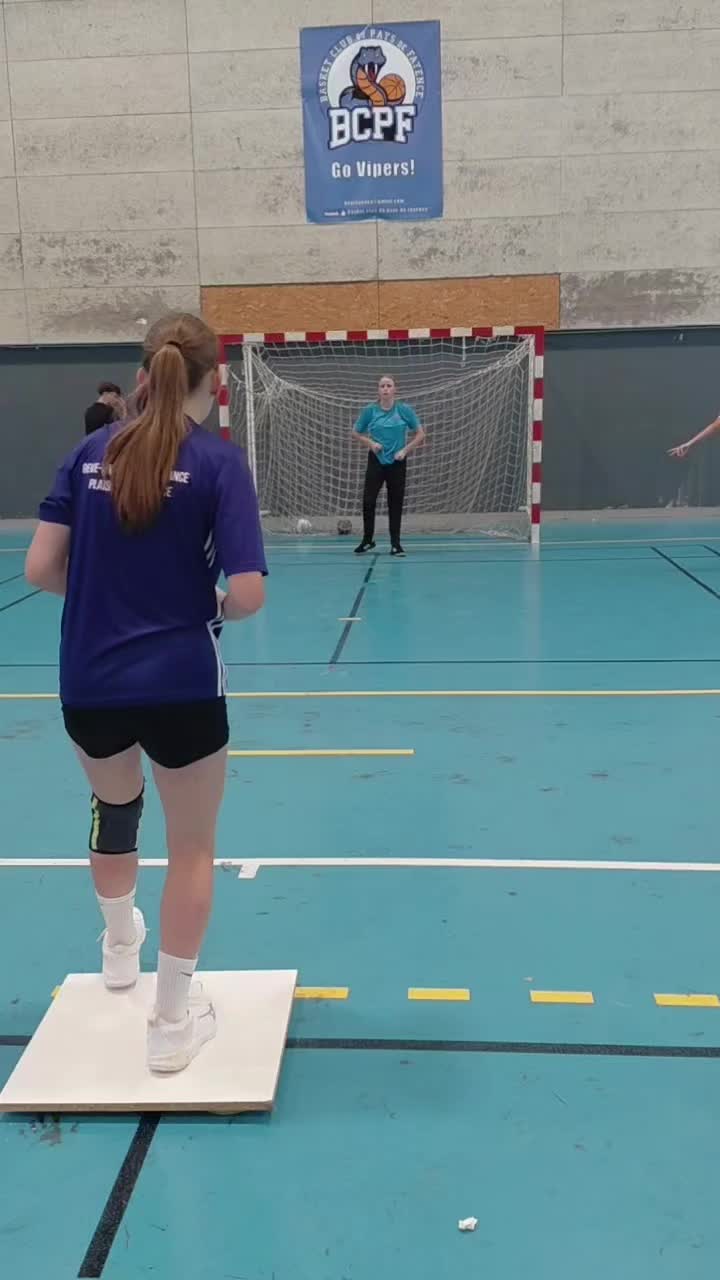 @Nico handball 🤾&zwj;♂️🤾&zwj;♂️🤾&zwj;♂️