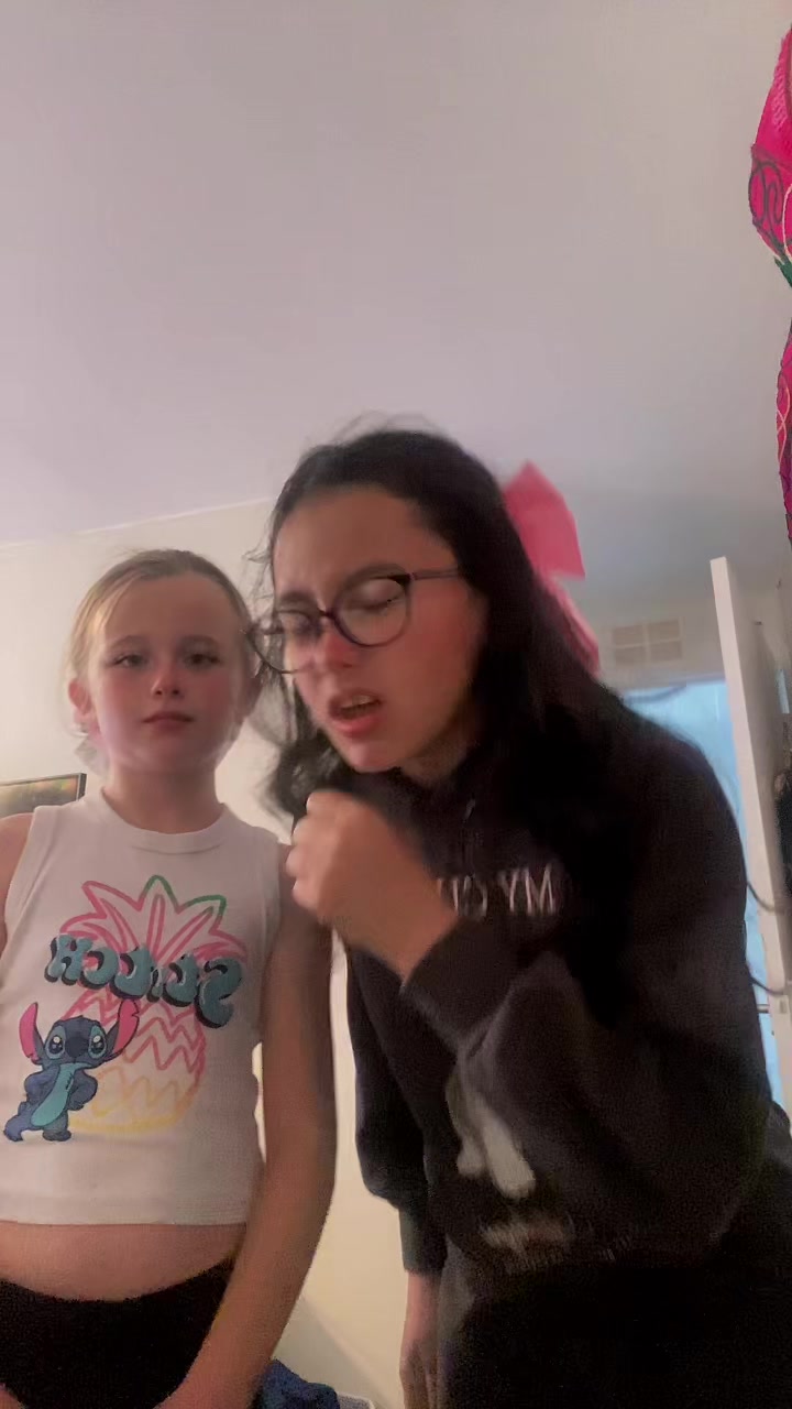 @Ariana cutie