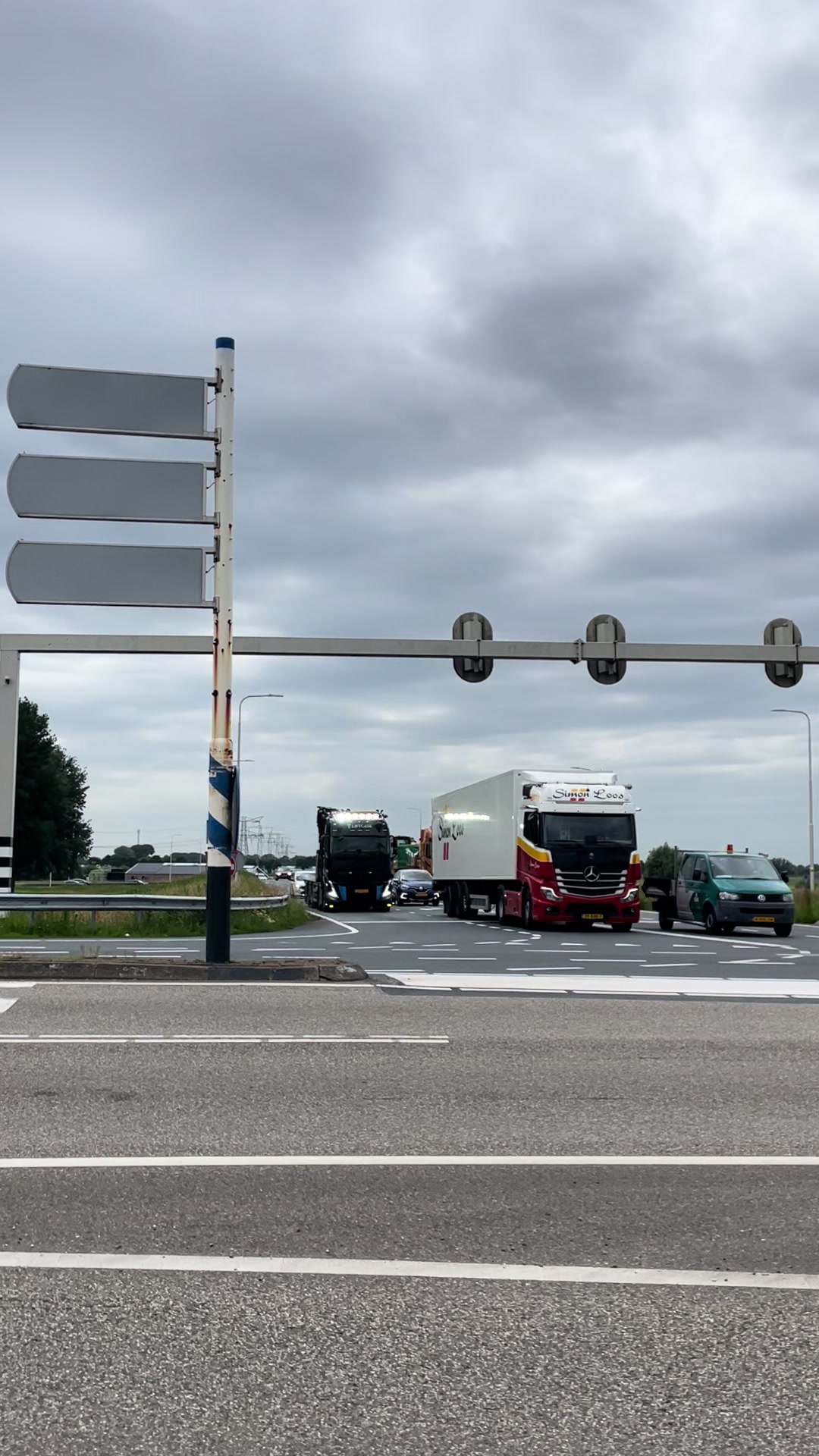 @Marijn0186🚛🚛🚛🚨🚨🚨🚨