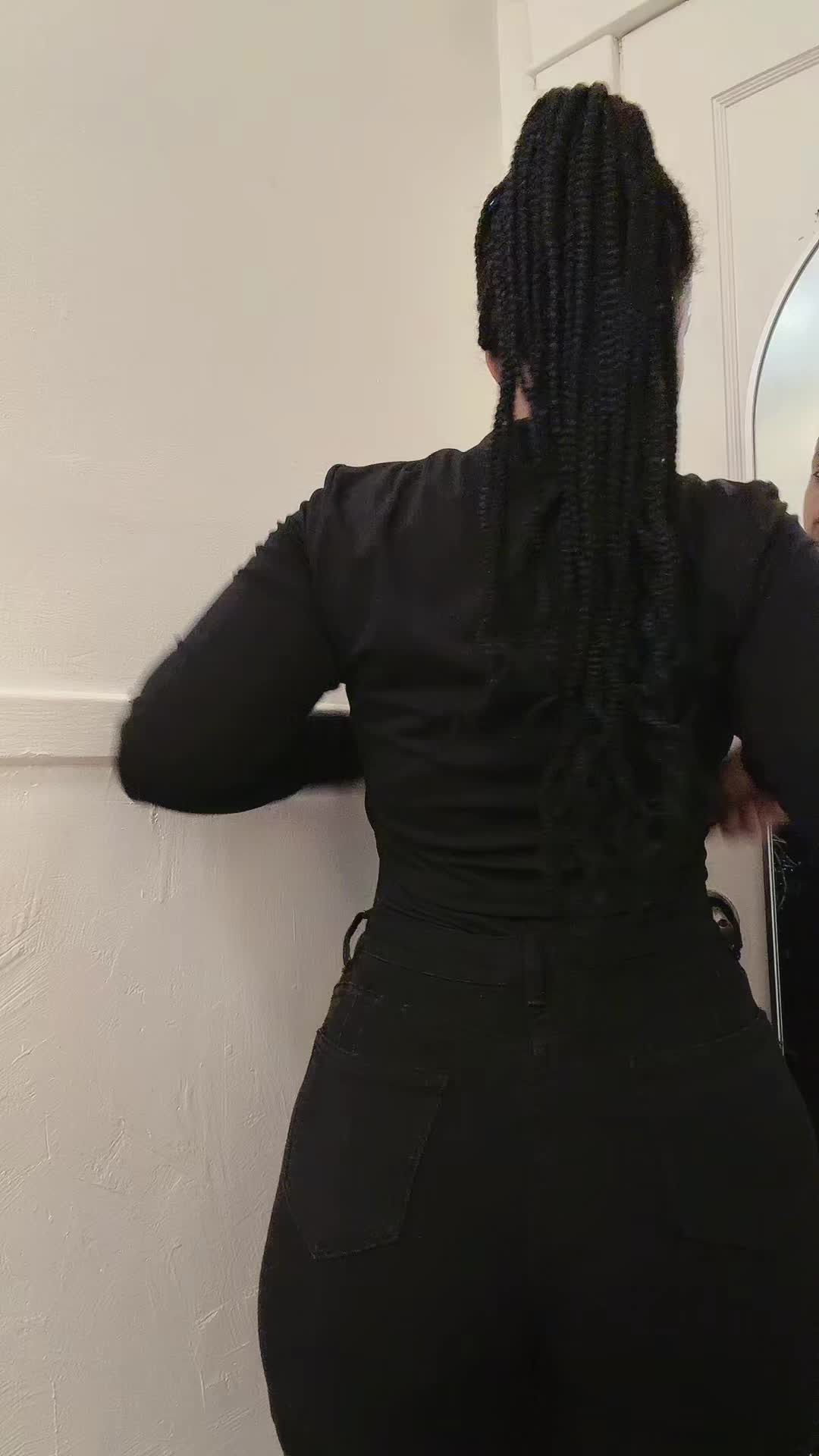 @👑🫦