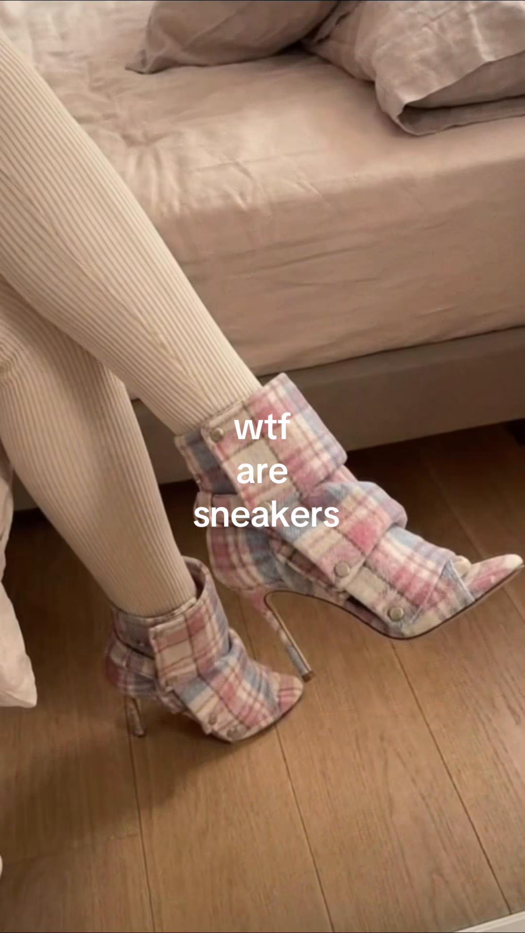 @୨୧