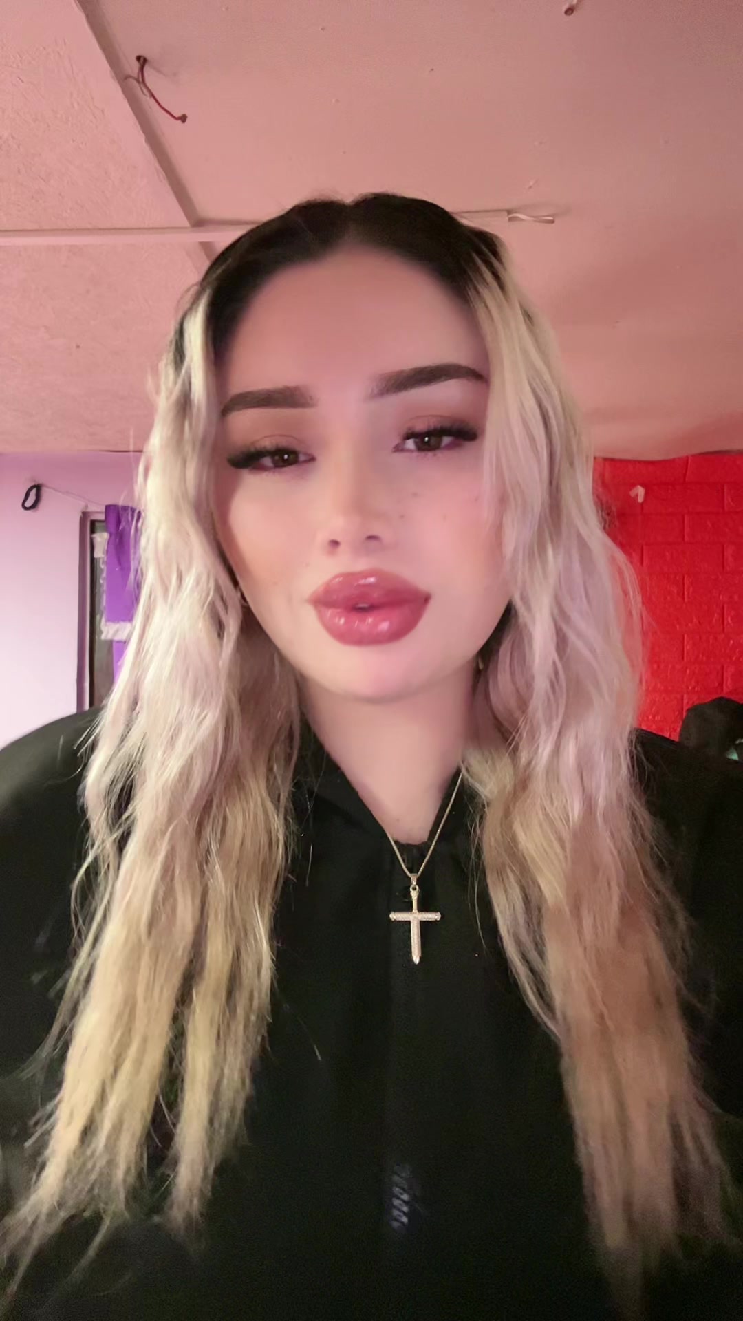 @amore.velvet