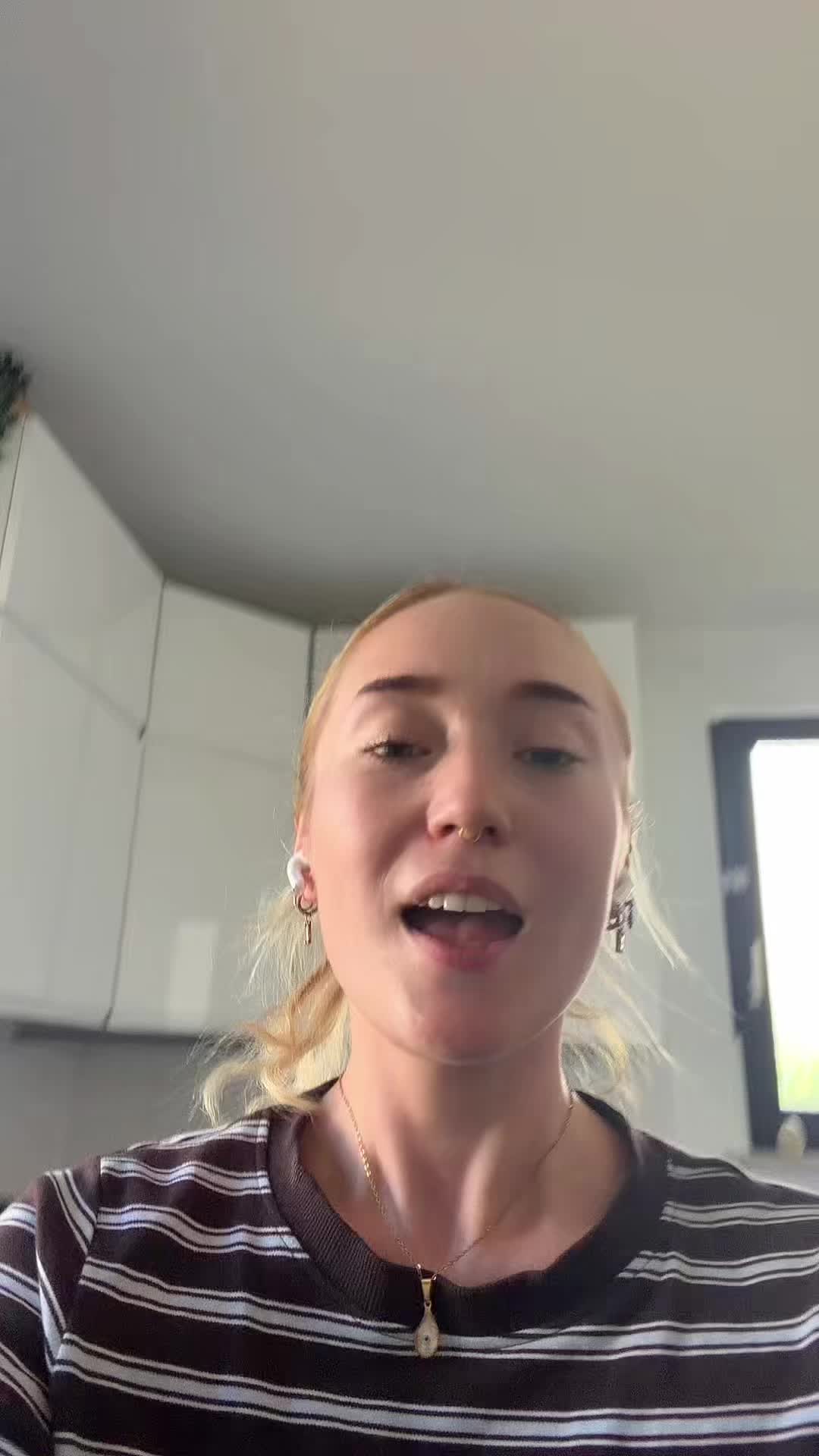 @leahfhl