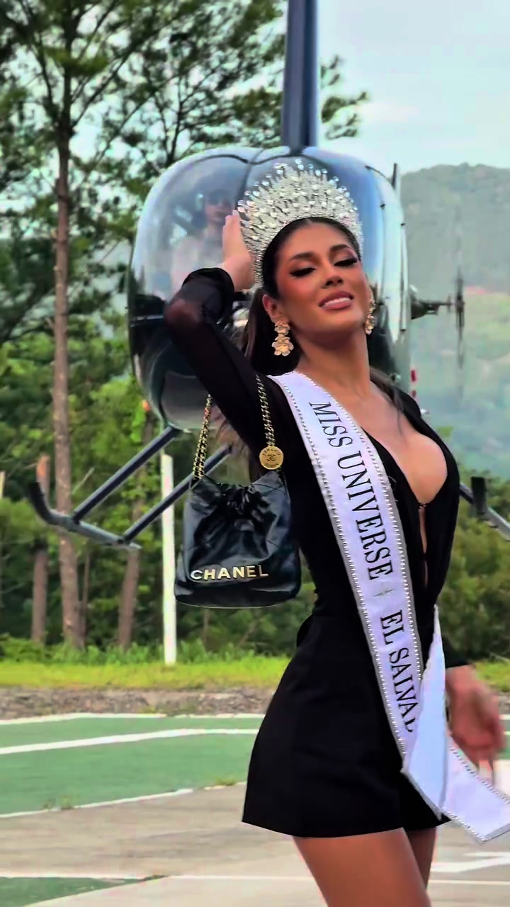@elissamartinez✨🇸🇻
