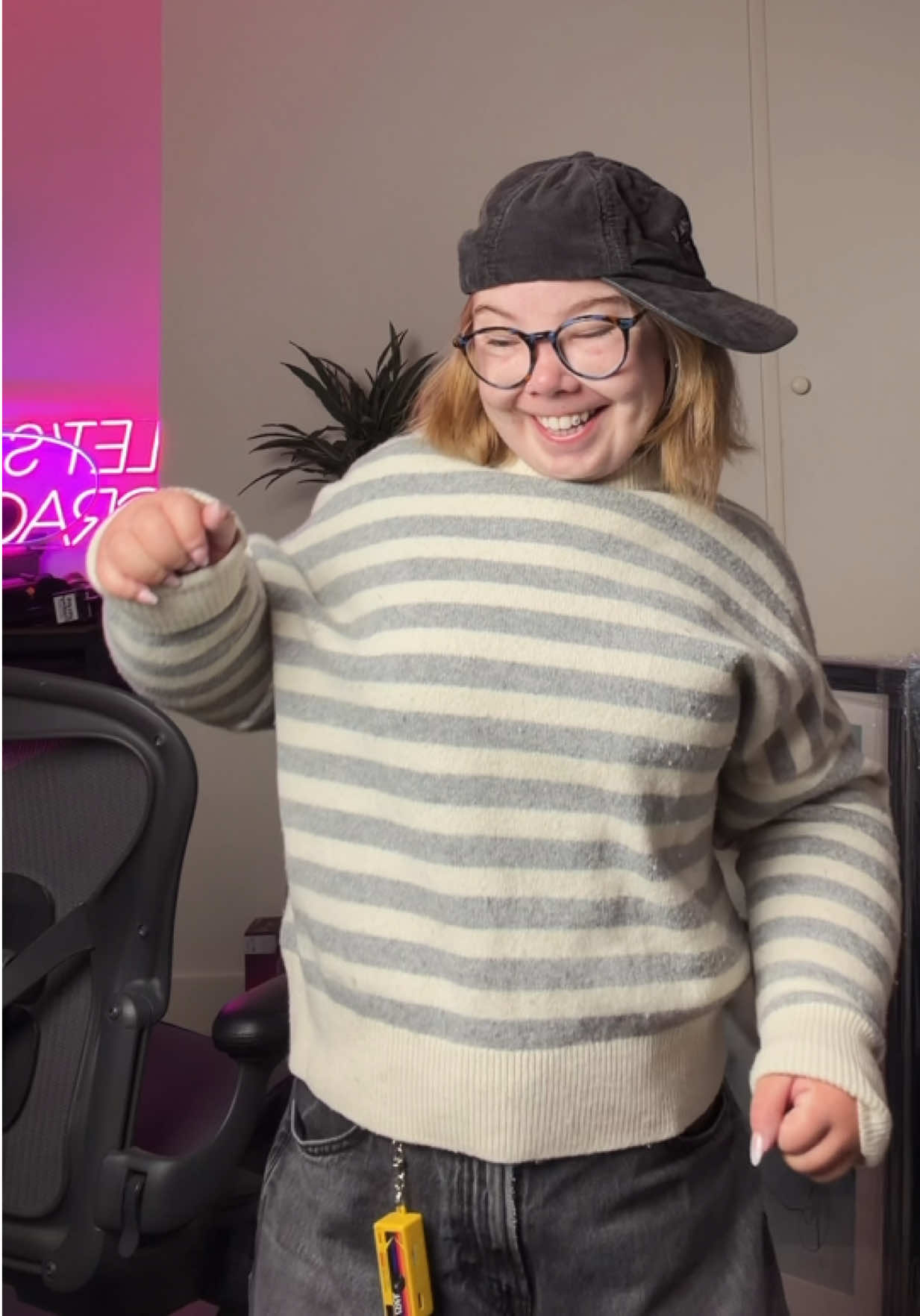 @bella_does_whatever