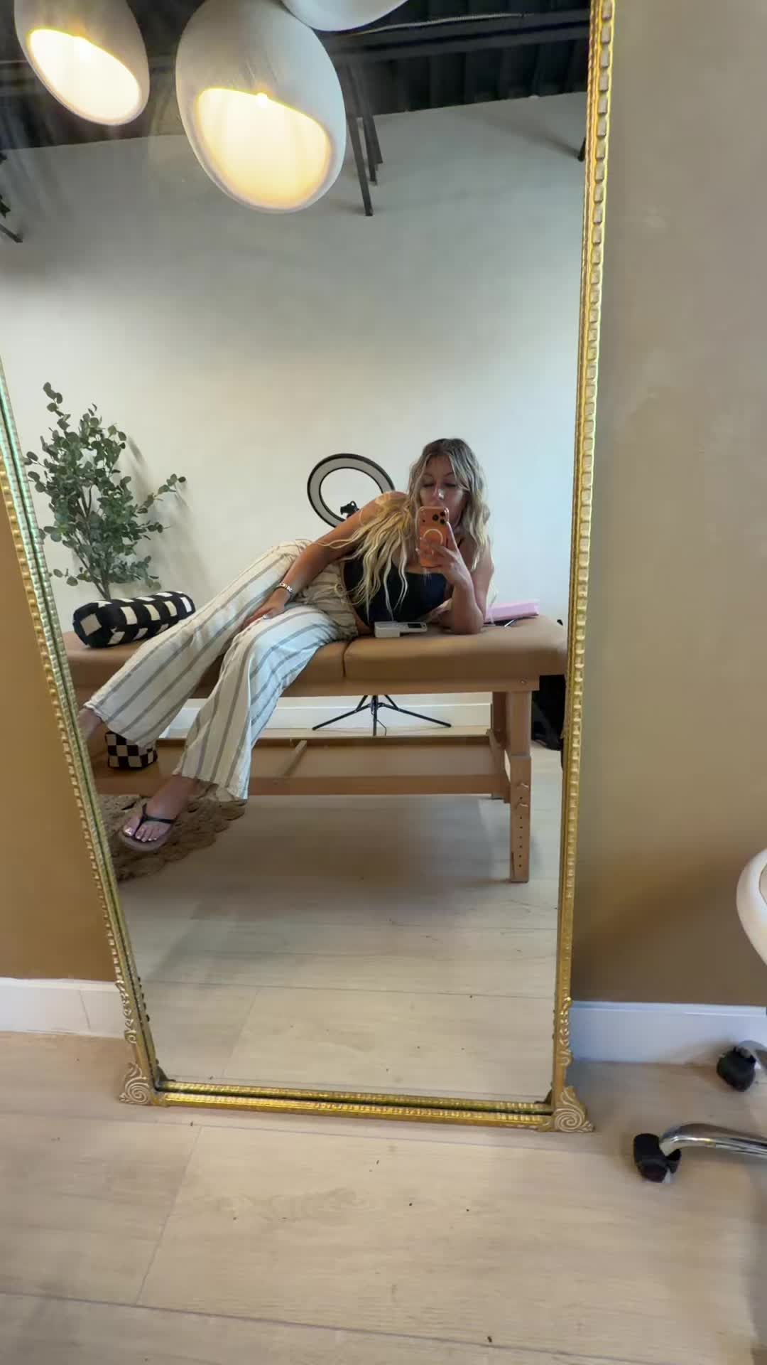 @Utah | Waxing | CEO | Horses