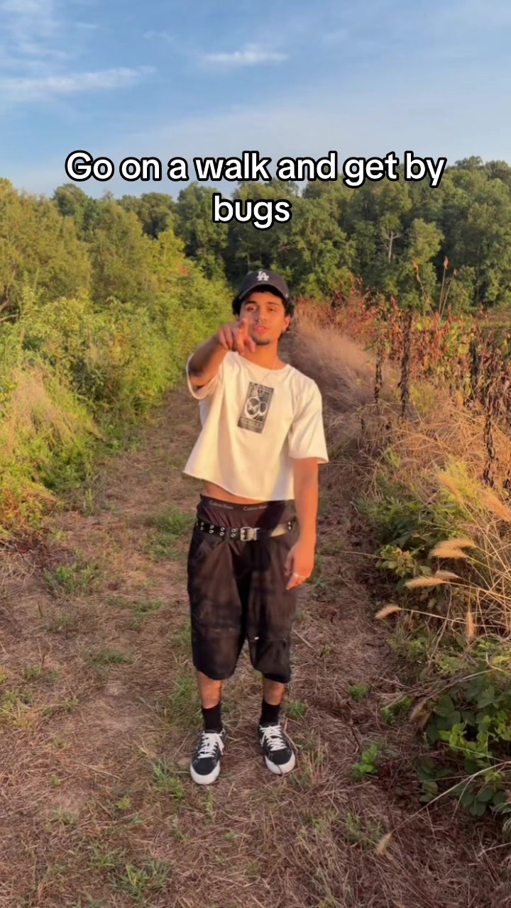 @C4m