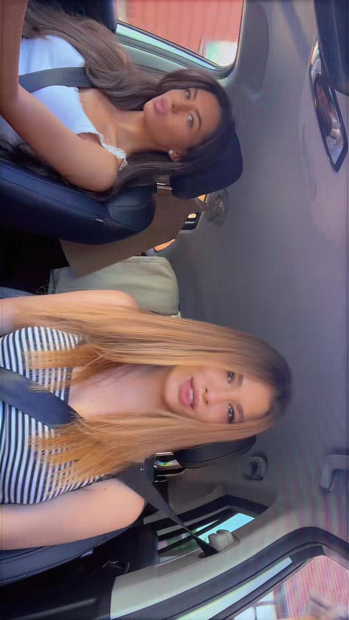 @Ela