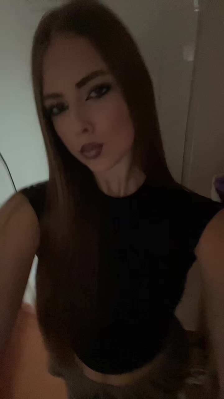 @𝒊𝒗𝒂