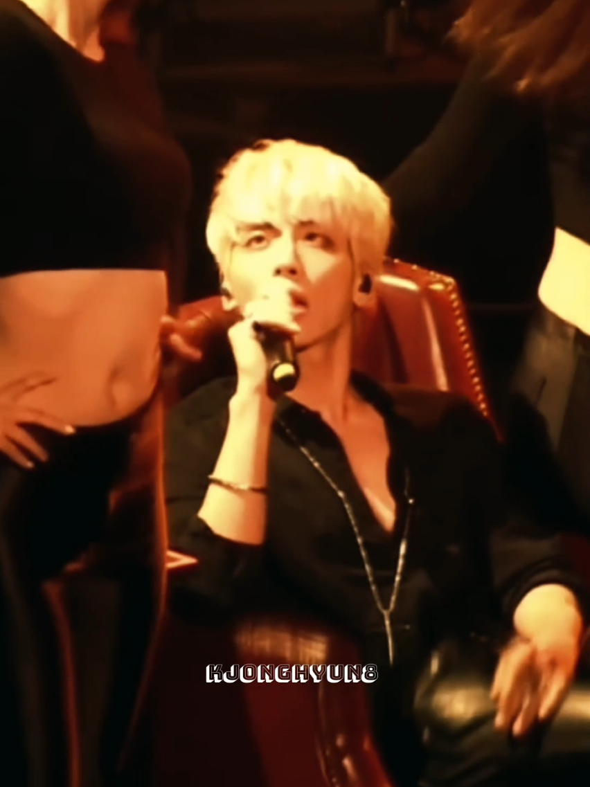 @SHINee ♥️Jonghyun