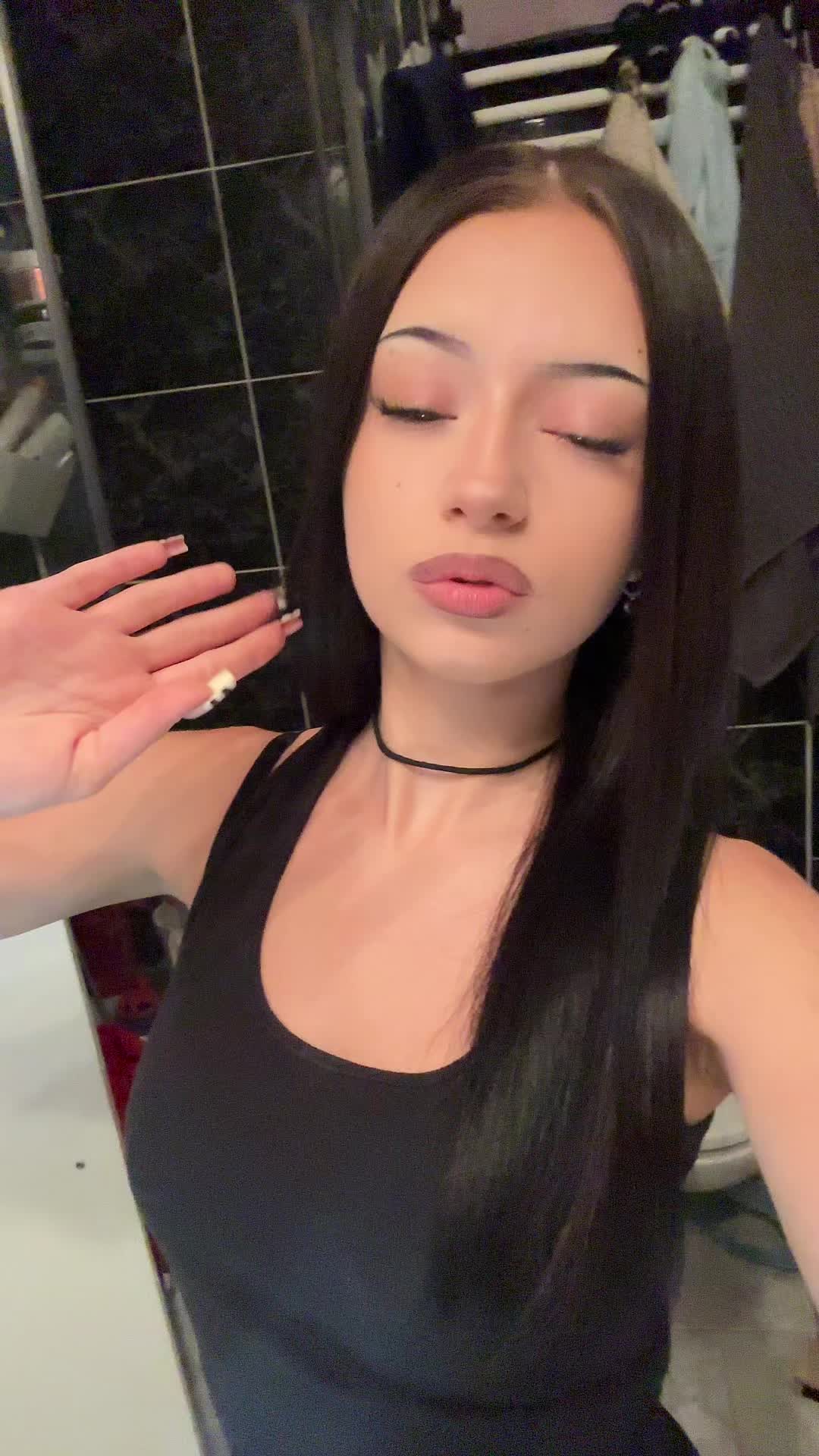 @nadia