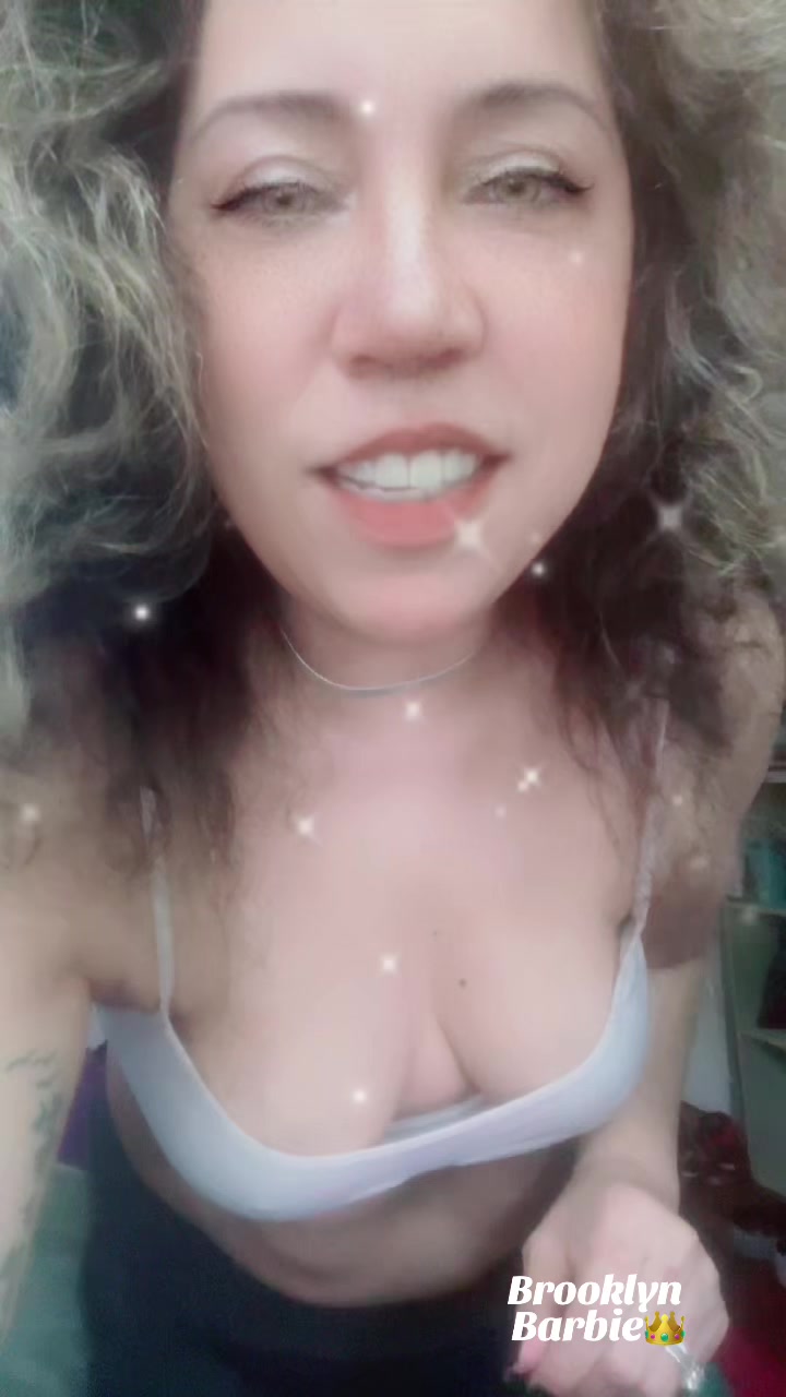 @BrooklynBarbie13