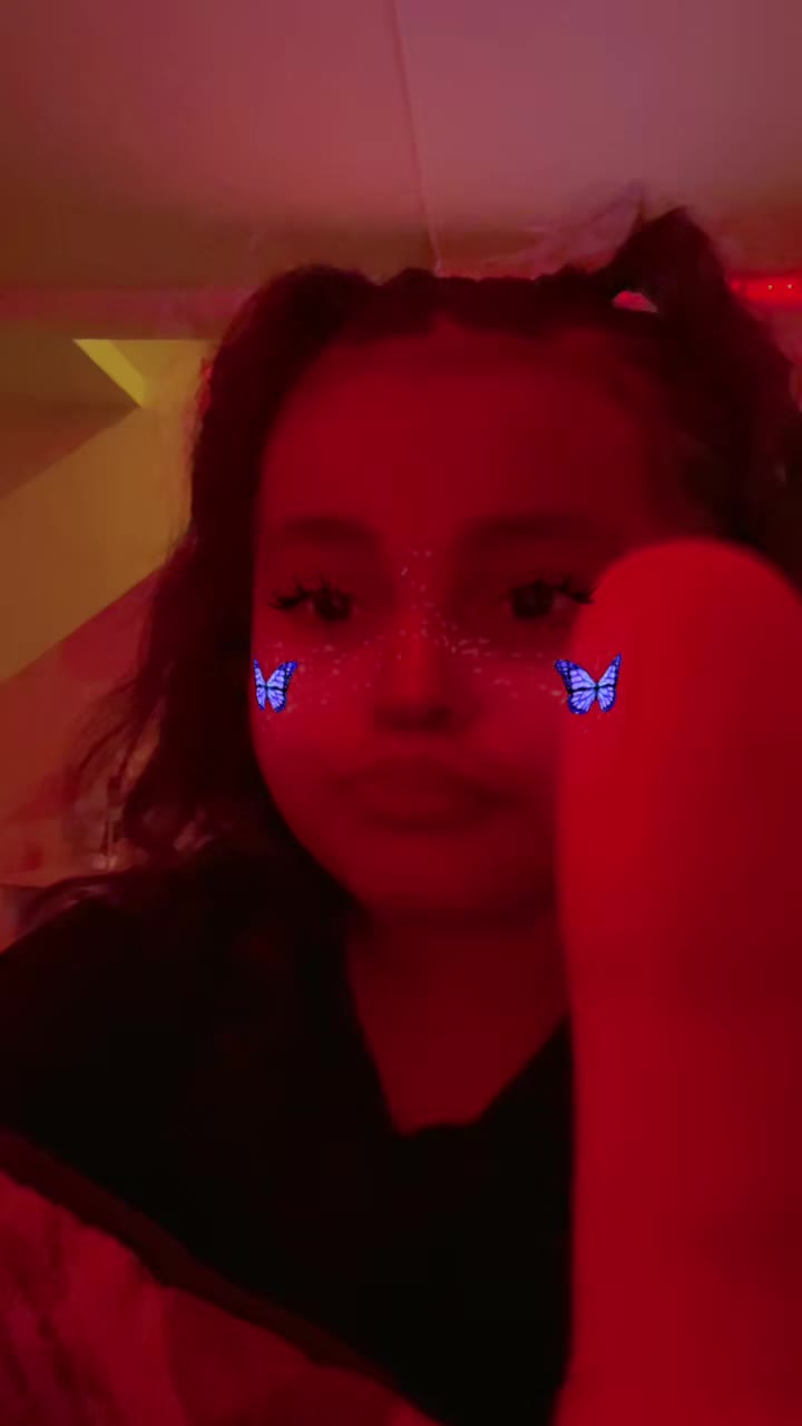 @Bella Diaz
