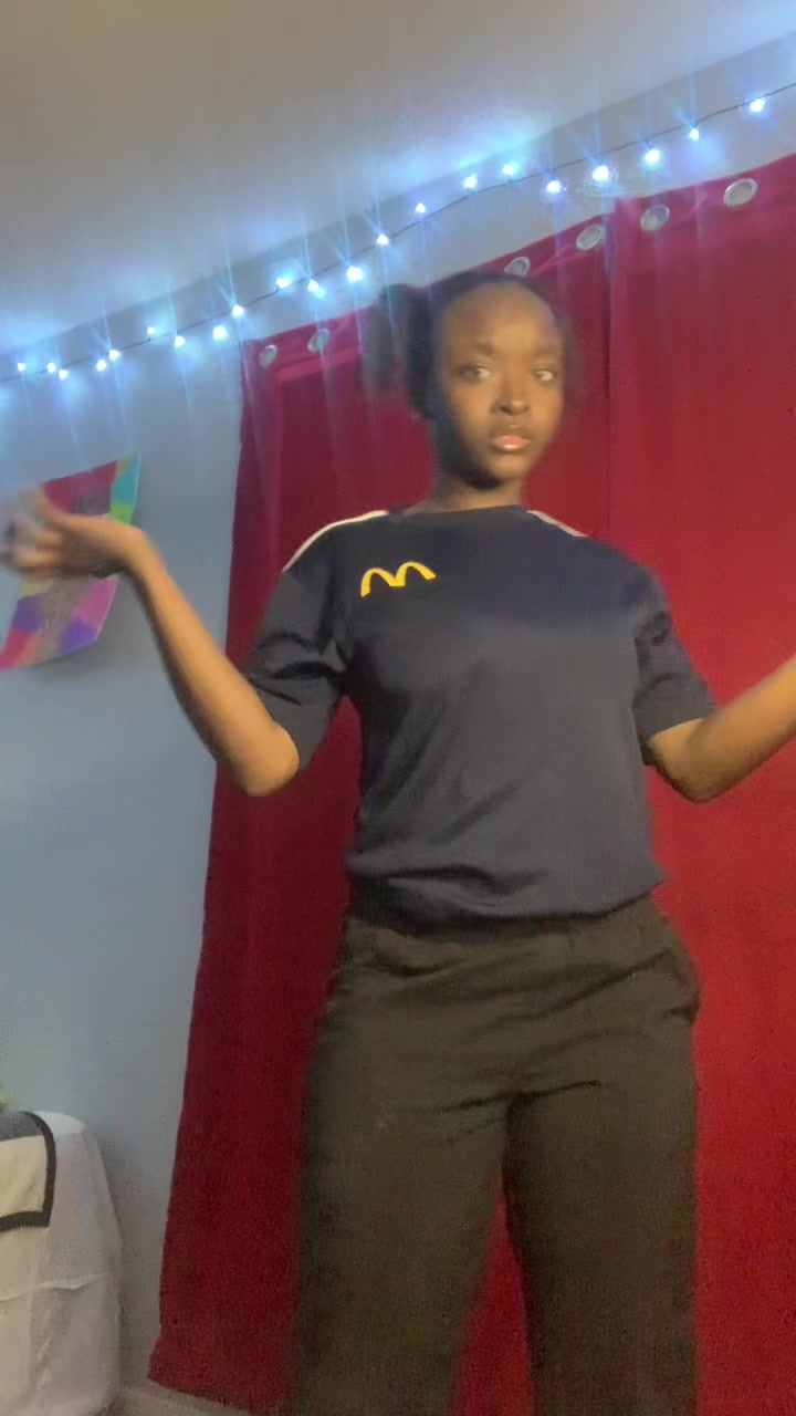 @Kjones_dancer