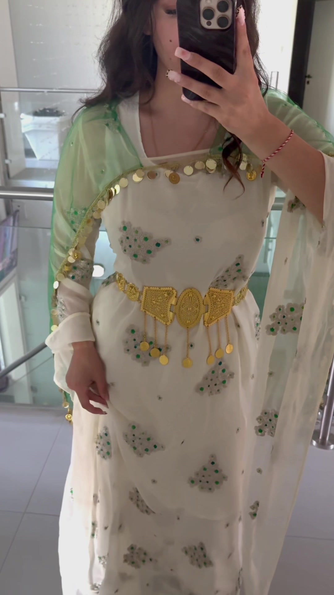 @rojincouture