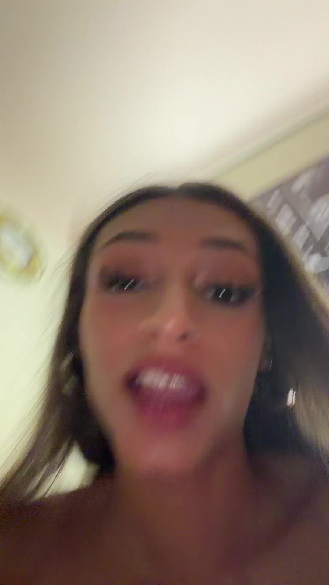 @carleeebaee