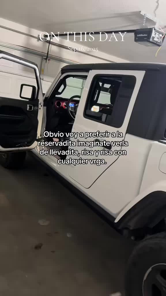 @𝒴