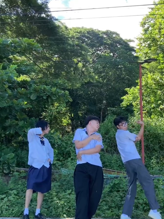 @poyoyoi