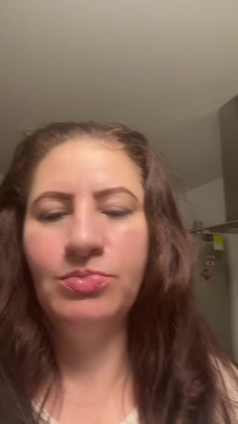 @Mónicaduque