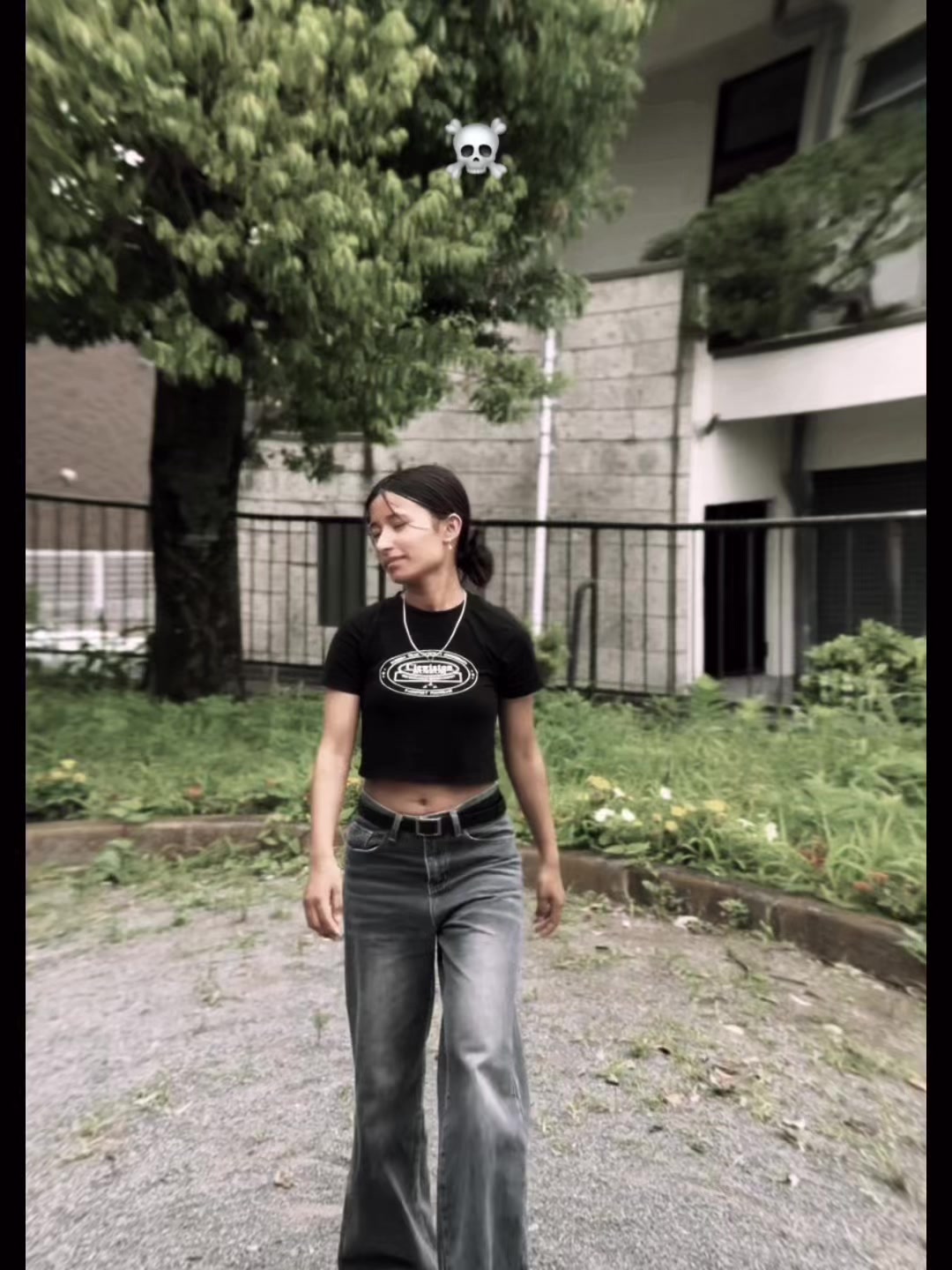 @R..☘️