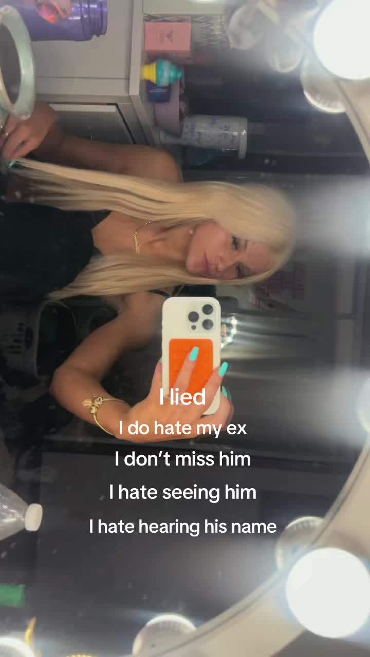 @Maybe Aubrey idk😋🤩