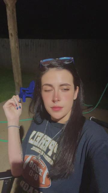 @Mik✨
